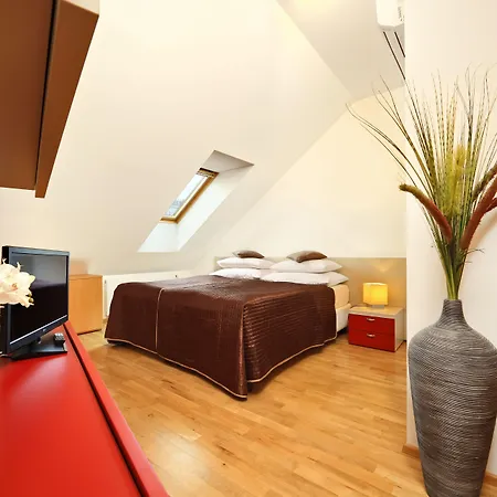 Salvator Superior Apartment