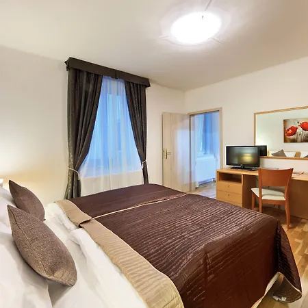 Apartment Salvator Superior Prag